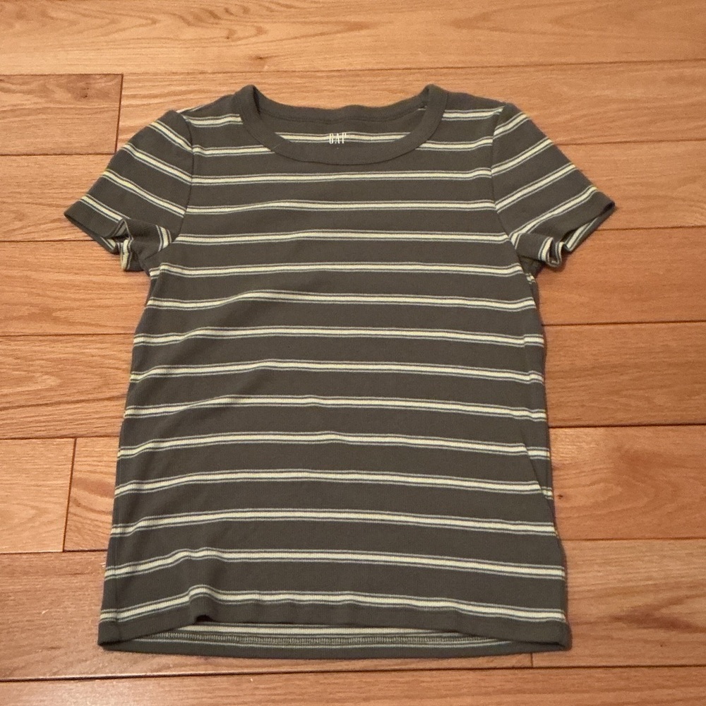 GAP Olive Green Striped Tee with Cream & Pale Yellow Lines